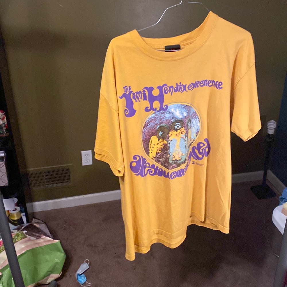Jimi Hendrix shirt